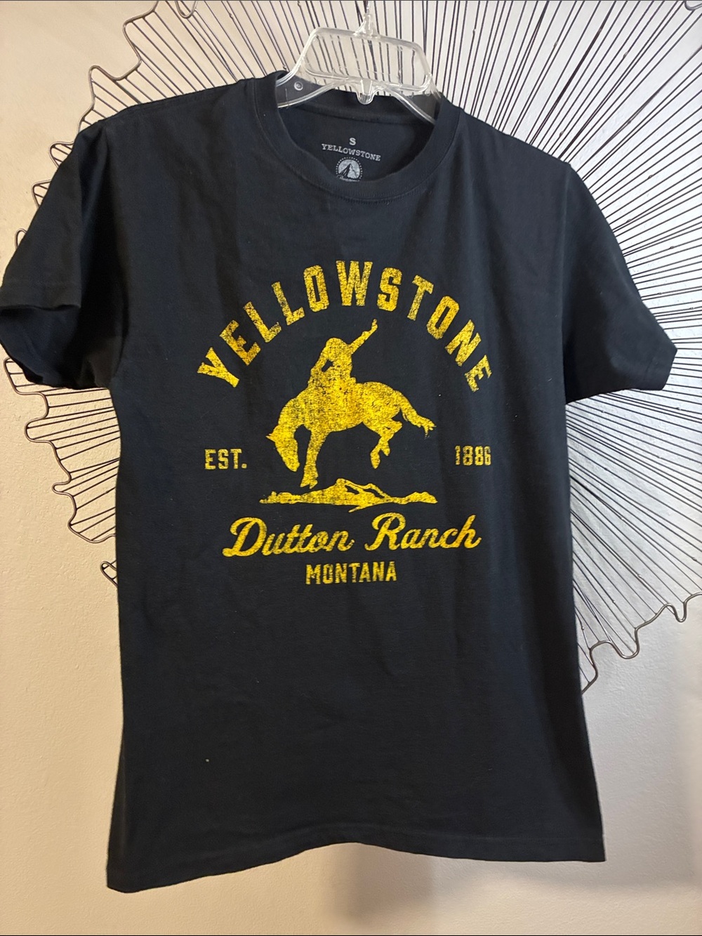 Yellowstone Dutton Ranch Montana Tee Black 100% Cotton Shirt Size S